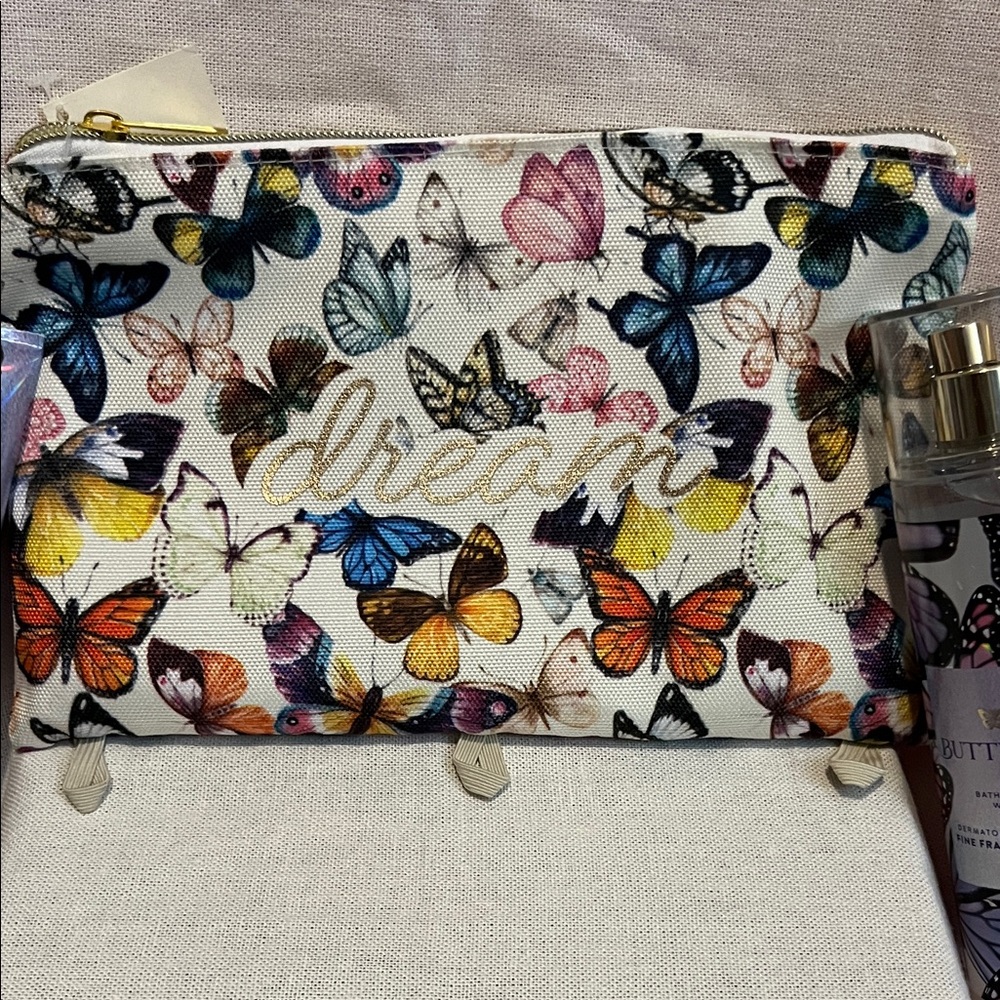 Bath & Body Works Butterfly Bundle - Picture 7 of 8